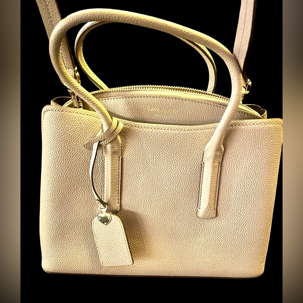 KATE SPADE NEW YORK TOP HANDLE BAG.Pale pink size medium not used only stored